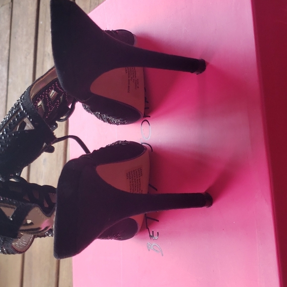 BETSEY JOHNSON Lexxe Rhinestone Cage Sandals sz 6 - Picture 10 of 15